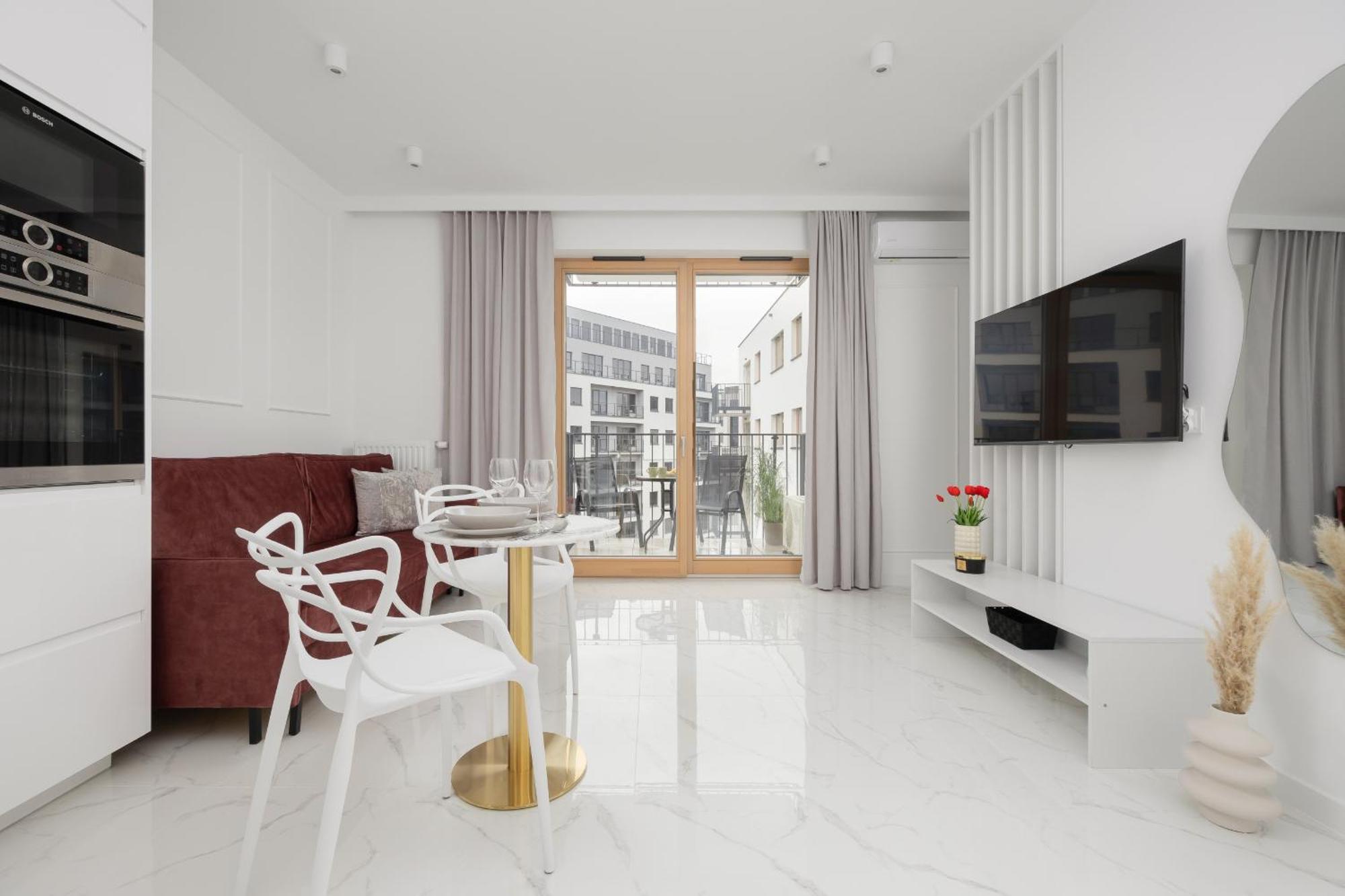 Air-conditioned Studio With Balcony By Renters Appartement